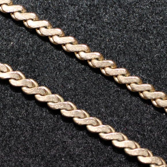 12K GF Vintage Gold Filled Heart Locket Pendant - Picture 6 of 7